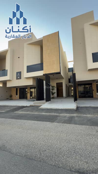 دور 3 غرف نوم للبيع في شرق الرياض، الرياض - دور فاخر للبيع مدينه الرياض حي القادسيه