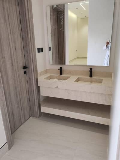 5 Bedroom Villa for Sale in East Riyadh, Riyadh - Villa For Sale in Al Rimal, Riyadh