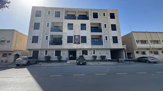 3 Bedroom Apartment for Rent in East Riyadh, Riyadh - Apartment for rent in Al-Rawda, East Riyadh