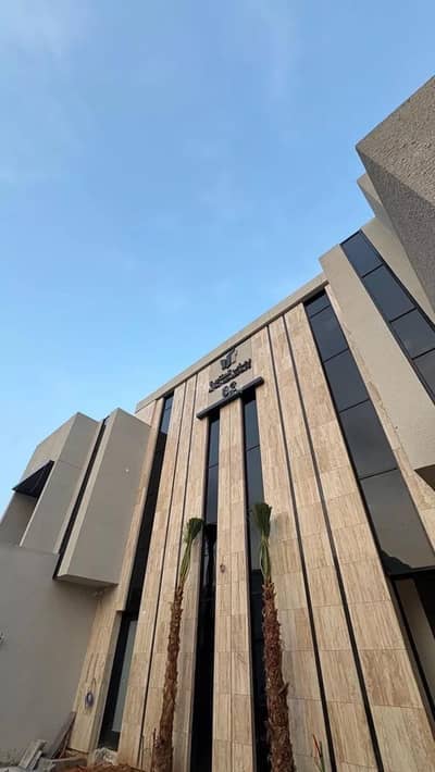 دور 4 غرف نوم للبيع في شمال الرياض، الرياض - دور للبيع في الملك فهد، الرياض