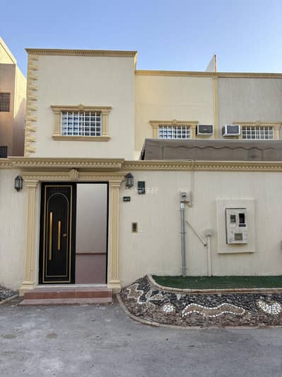 7 Bedroom Villa for Sale in Central Riyadh, Riyadh - Renovated Duplex Villa for Sale – Al Rabwah District (Riyadh)