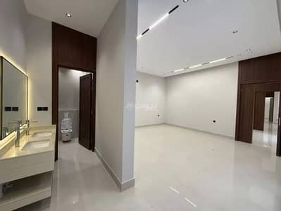 6 Bedroom Villa for Sale in West Riyadh, Riyadh - Villa For Sale in Al Mahdiyah, Riyadh