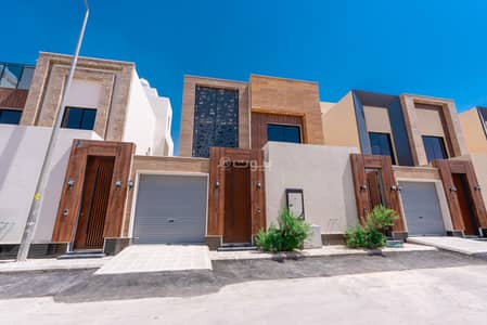 4 Bedroom Floor for Sale in East Riyadh, Riyadh - First round
