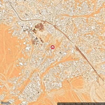 ارض سكنية  للبيع في الرياض - الشارع