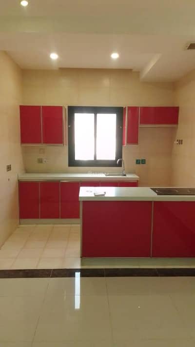 2 Bedroom Flat for Rent in North Jeddah, Jeddah - A special apartment in a modern building with elegant finishing and a quiet location close to all services.