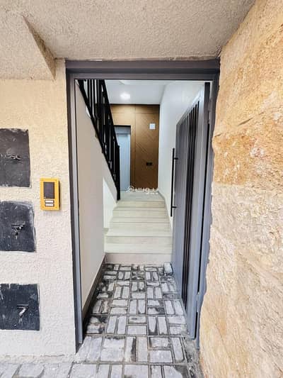 دور 3 غرف نوم للبيع في شرق الرياض، الرياض - دور للبيع في الرمال، شرق الرياض