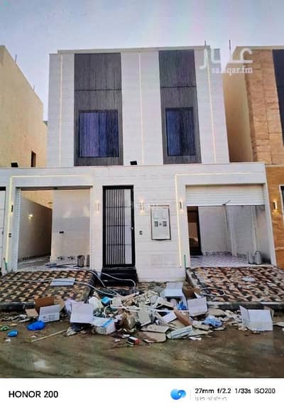 3 Bedroom Villa for Sale in West Riyadh, Riyadh - Villa consisting of 3 bedrooms for sale in Al-Tuwaig. For contact, call 0501732720.