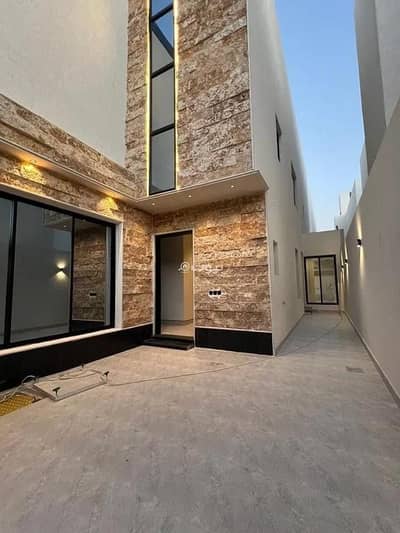 3 Bedroom Floor for Sale in East Riyadh, Riyadh - Floor For Sale in Al Janadriyah, Riyadh