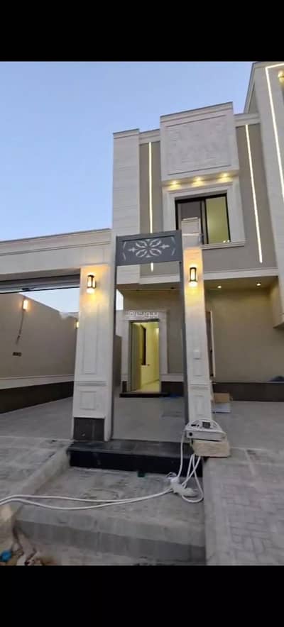 دور 3 غرف نوم للبيع في جنوب الرياض، الرياض - دور للبيع في شارع أكمل القرشي, حي بدر, مدينة الرياض, منطقة الرياض