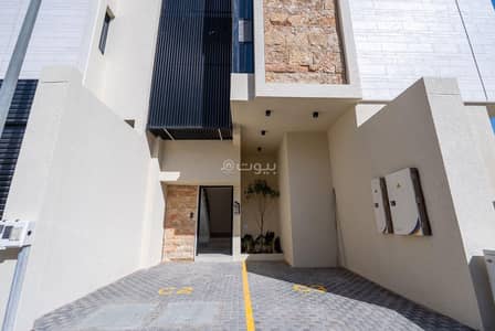 دور 3 غرف نوم للبيع في شمال الرياض، الرياض - دور للبيع في العليا، الرياض