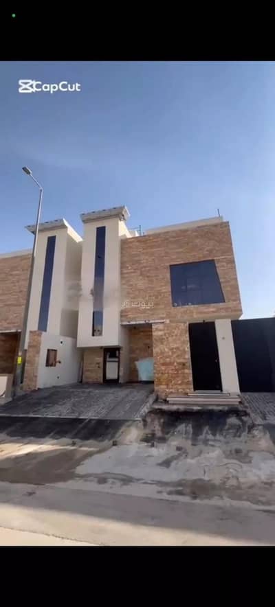 دور 3 غرف نوم للبيع في جنوب الرياض، الرياض - دور للبيع في شارع القلاع, حي بدر, مدينة الرياض, منطقة الرياض