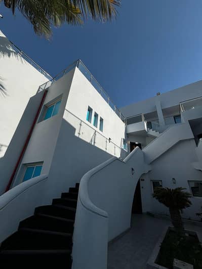 عمارة سكنية 10 غرف نوم للبيع في جدة - مبنى للبيع في جدة