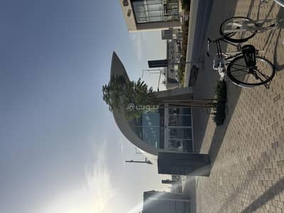 Studio for Rent in North Riyadh, Riyadh - The studio in Al-Warood neighborhood is just a minute away from the metro station!