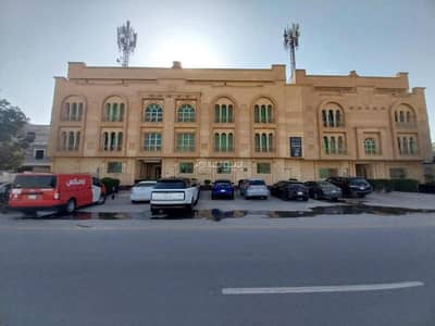 3 Bedroom Apartment for Rent in West Riyadh, Riyadh - Apartment for rent on Abdulaziz bin Ahmad Al-Sudairi Street, Al-Ra'id neighborhood, Riyadh City, Riyadh Region