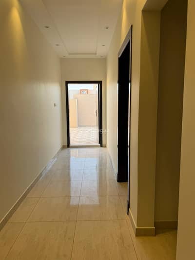 3 Bedroom Flat for Rent in North Riyadh, Riyadh - AUpper floor apartment in Al Aarid neighborhood behind Khalid bin Bandar Street