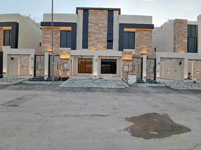 6 Bedroom Villa for Sale in South Riyadh, Riyadh - Villa consisting of 6 bedrooms for sale in Okaz