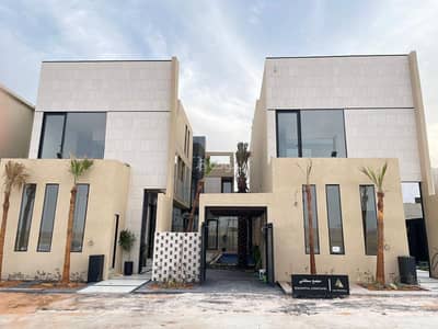 6 Bedroom Villa for Sale in West Riyadh, Riyadh - A villa consisting of 6 bedrooms for sale in Al Mahdiyah, Riyadh.
