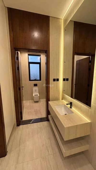 5 Bedroom Flat for Sale in King Fahd, Madina - Studio Apartment For Sale in King Fahd, Madina