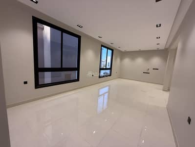 3 Bedroom Floor for Sale in East Riyadh, Riyadh - 3 Bedroom Floor For Sale in Al Yarmuk, Riyadh