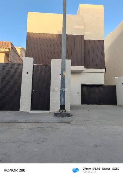 3 Bedroom Apartment for Sale in East Riyadh, Riyadh - 3-bedroom apartment for sale in Al Janadriyah. For contact, 0501732720
