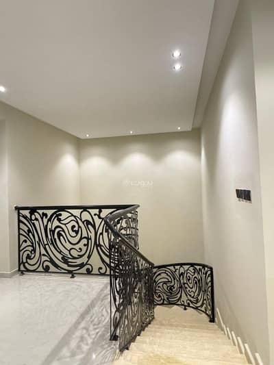 7 Bedroom Villa for Sale in South Riyadh, Riyadh - Villa with stairs and a 270 sqm apartment
