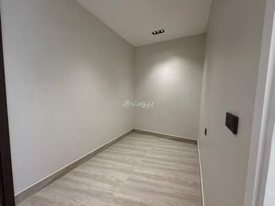 5 Bedroom Villa for Sale in East Riyadh, Riyadh - Villa for sale in Al-Rimal near the airport