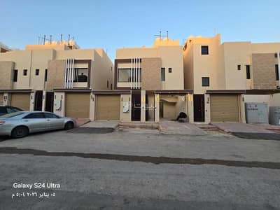 3 Bedroom Floor for Sale in South Riyadh, Riyadh - For sale upper floor townhouse