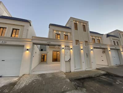 دور 3 غرف نوم للبيع في جنوب الرياض، الرياض - طريق الصحراء -عكاظ- الرياض