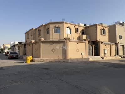 6 Bedroom Villa for Sale in Al Merqab, Al Ahsa - For sale: a villa with one and a half floors and a corner apartment.