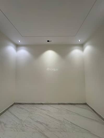 5 Bedroom Villa for Sale in South Riyadh, Riyadh - Villa with 5 bedrooms for sale in Okaz