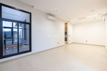 دور 3 غرف نوم للايجار في شمال الرياض، الرياض - دور ارضي فاخر وجديد في حي المعذر مقابل مدينة الملك فهد الطبية