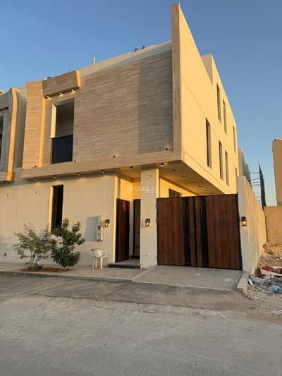 6 Bedroom Villa for Sale in West Riyadh, Riyadh - A villa consisting of 6 bedrooms for sale in Al Mahdiah, Riyadh.