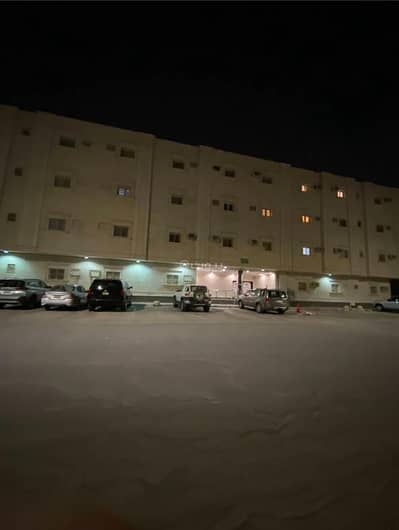 شقة 4 غرف نوم للايجار في شرق الرياض، الرياض - شقة عائلية فاخرة للإيجار بقلب حي الروابي