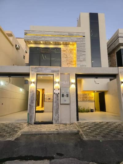 4 Bedroom Floor for Sale in West Riyadh, Riyadh - One of the residential properties for sale in Al Tuwaik
