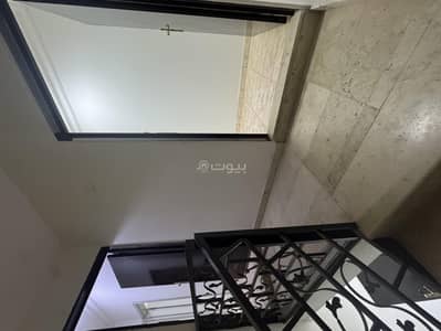 3 Bedroom Flat for Rent in East Riyadh, Riyadh - 3-bedroom apartment for rent in Al Khaleej