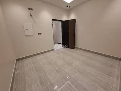 3 Bedroom Flat for Sale in East Riyadh, Riyadh - 3-bedroom apartment for sale in Al Rimal