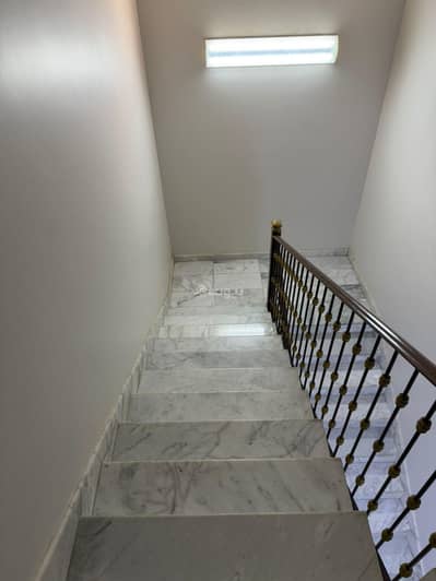 فلیٹ 3 غرف نوم للايجار في شمال الرياض، الرياض - شقه عوائل للايجار بحي الياسمين موقع مميز