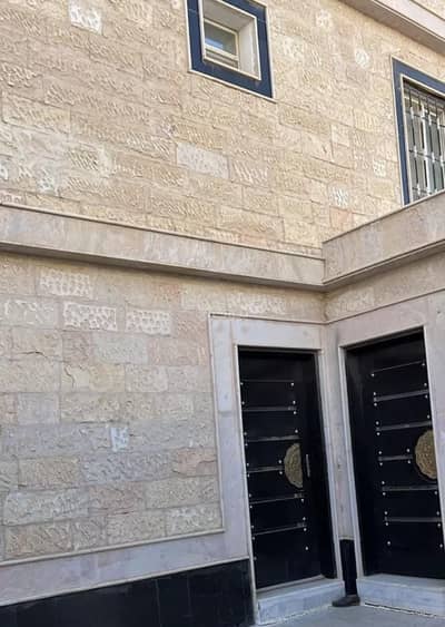 فیلا 5 غرف نوم للبيع في غرب الرياض، الرياض - فيلا للبيع في ضاحية لبن، الرياض