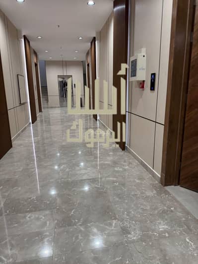 3 Bedroom Flat for Rent in East Riyadh, Riyadh - Apartment in East Riyadh，Al Yarmuk 3 bedrooms 55000 SAR - 87868235