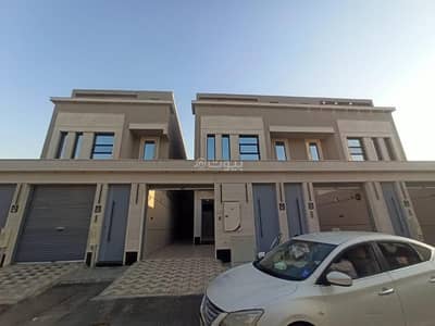 دور 3 غرف نوم للبيع في غرب الرياض، الرياض - دور ارضي مساحه ٣٠٠ متر حي طويق العوالي