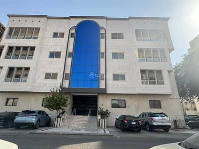 شقة 6 غرف نوم للايجار في شمال جدة، جدة - شقة واسعة للإيجار في حي الروضة