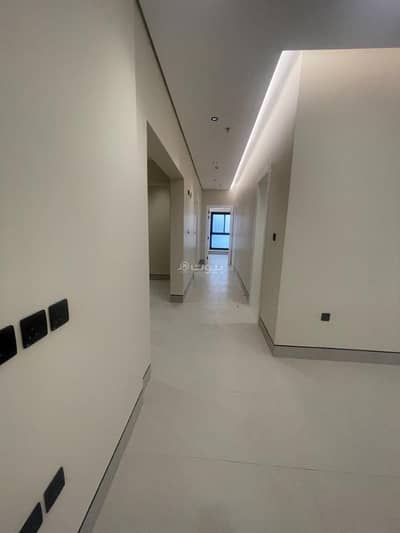 3 Bedroom Apartment for Rent in North Riyadh, Riyadh - Luxury apartment for rent in the King Fahd neighborhood at a competitive price and a prime location near King Abdulaziz Road and King Fahd Road.