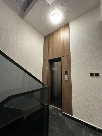 4 Bedroom Floor for Sale in East Riyadh, Riyadh - Floor for sale in Al-Andalus, Riyadh