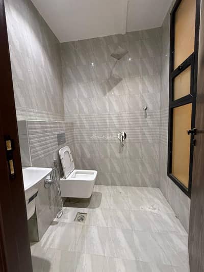 6 Bedroom Floor for Sale in West Riyadh, Riyadh - Penthouse for sale in Riyadh, Al Awali neighborhood