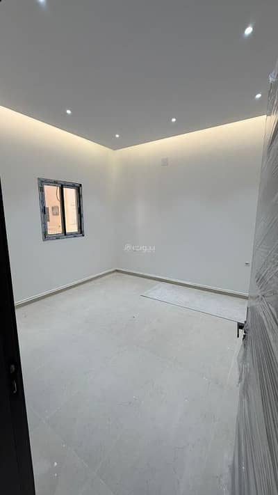 دور 4 غرف نوم للبيع في شرق الرياض، الرياض - دور ارضي للبيع حي النسيم الغربي