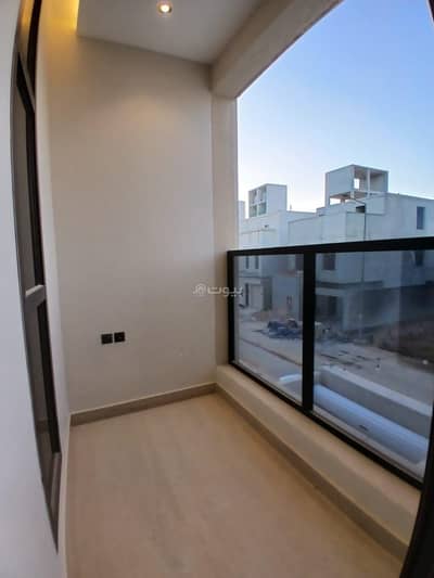 دور 5 غرف نوم للبيع في شرق الرياض، الرياض - طابق للبيع في الجناحية، الرياض