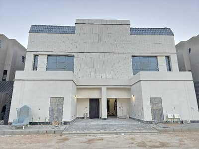 3 Bedroom Floor for Sale in East Riyadh, Riyadh - Floor For Sale in Al Qadisiyah, Riyadh