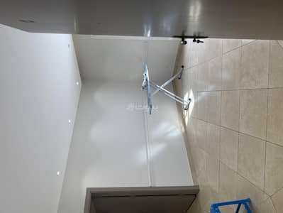 فلیٹ 4 غرف نوم للايجار في شرق الرياض، الرياض - شقة . للإيجار في الشهداء، الرياض