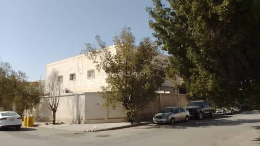 7 Bedroom Villa for Sale in Central Riyadh, Riyadh - Investment opportunity in Al Malaz, a villa with the value of a corner land with an area of 835 m2.