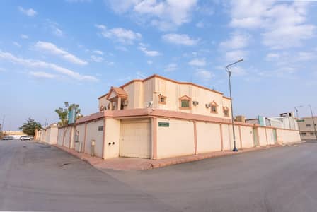 فیلا 11 غرف نوم للايجار في غرب الرياض، الرياض - الرياض حي العريجا الغربي شارع طلحة بن عمرو